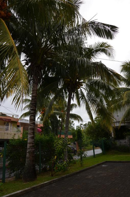 Les Gentilhommieres Guest House Trou aux Biches Exterior foto