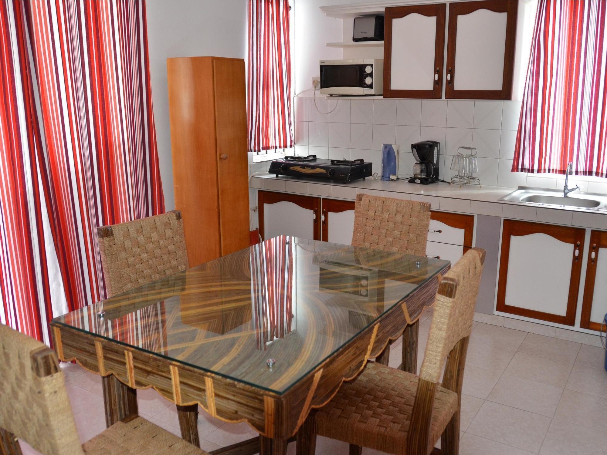 Les Gentilhommieres Guest House Trou aux Biches Exterior foto