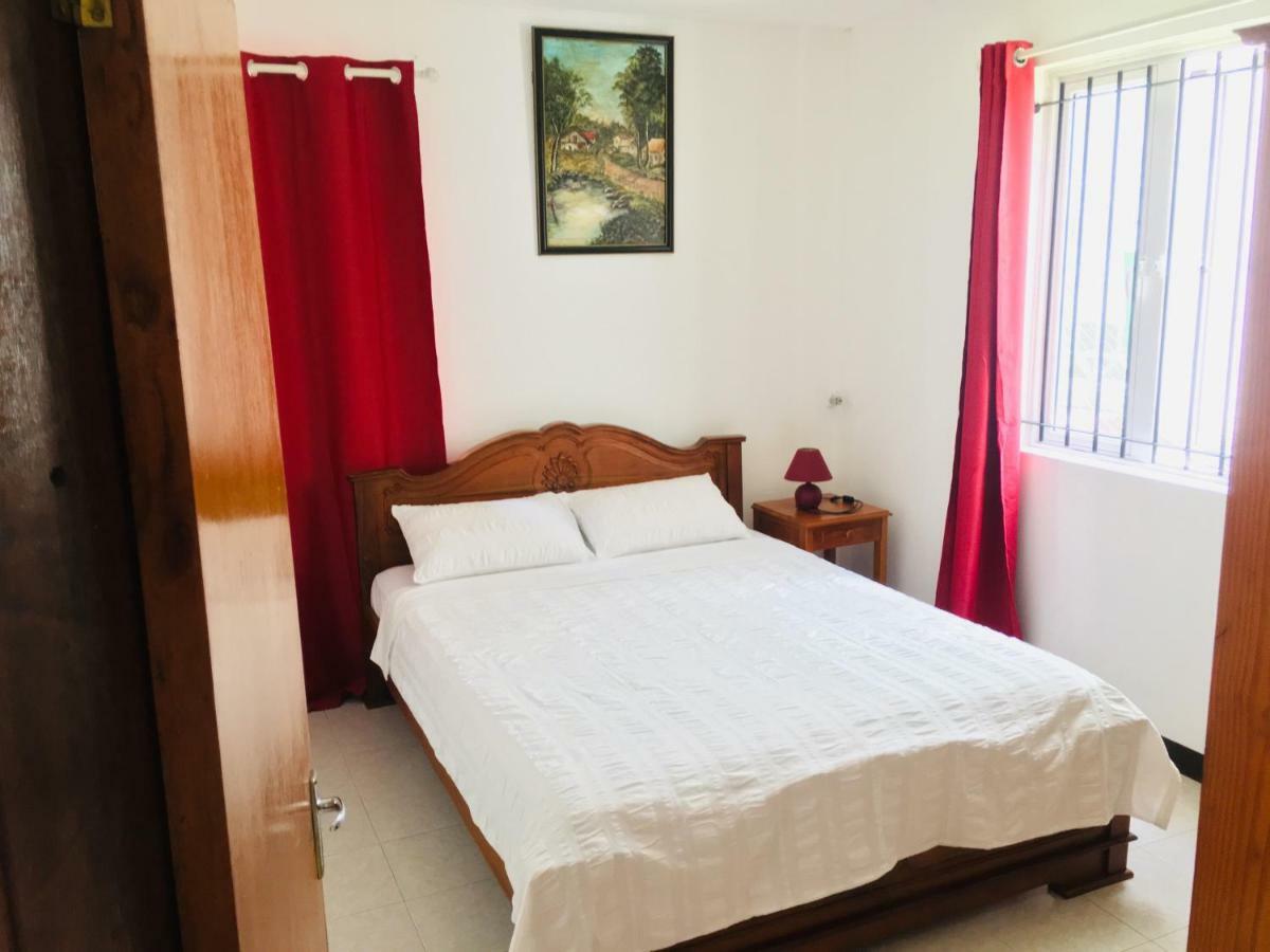Les Gentilhommieres Guest House Trou aux Biches Exterior foto